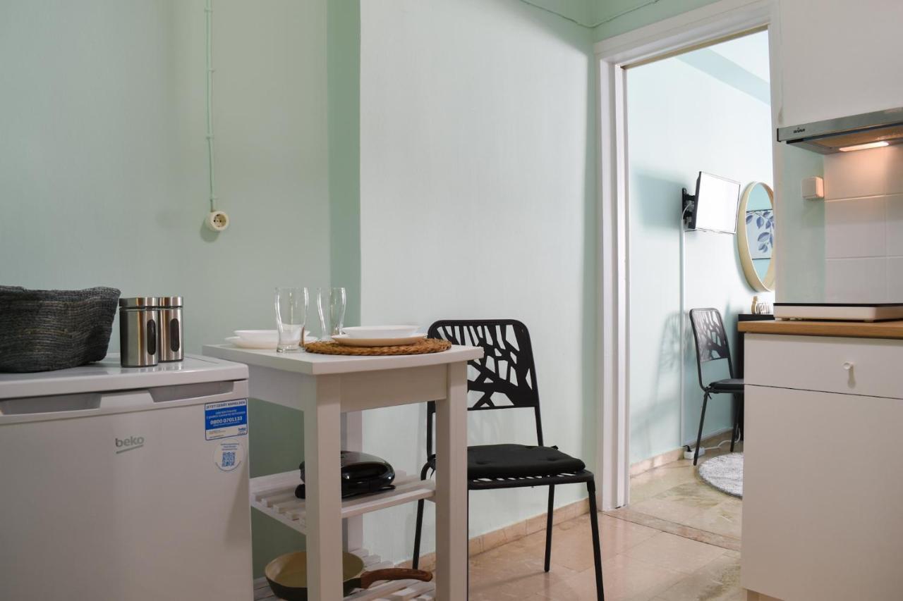 City Center Studio 2 Apartment Kalamata Bagian luar foto